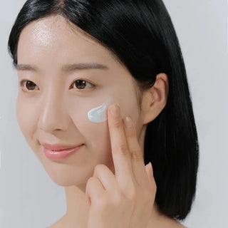 SKIN1004,Madagascar Centella Hyalu-Cica Water-Fit Sun Serum SPF50+,sunscreen,8809576261592,Skin-Nomad